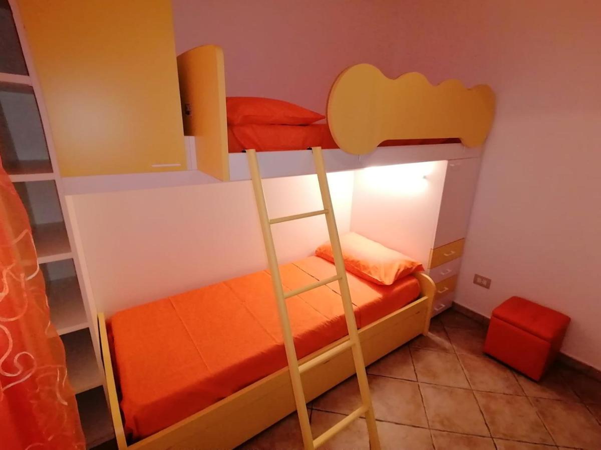 Case Vacanze Vista Mare Torre Pali Dış mekan fotoğraf