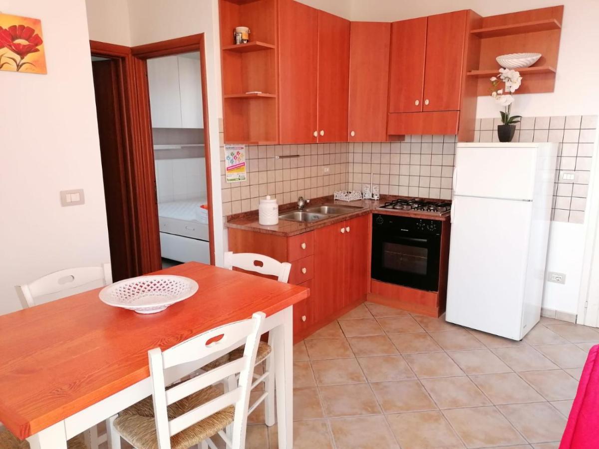 Case Vacanze Vista Mare Torre Pali Dış mekan fotoğraf